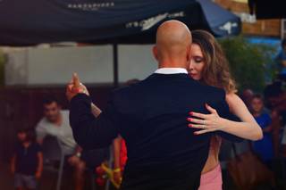 Briotango - Clases de Baile Para Novios