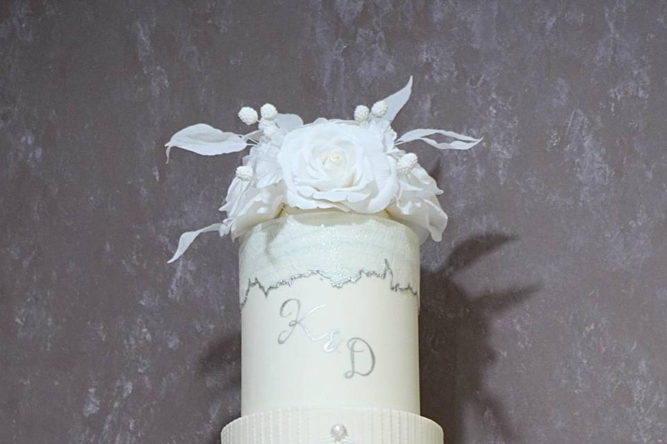 Torta gama de lujo 200p