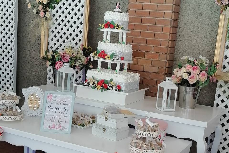 Torta tres pisos