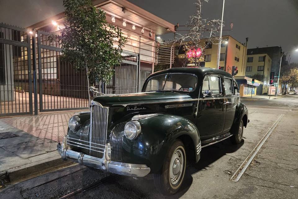 Packard 1941 deluxe