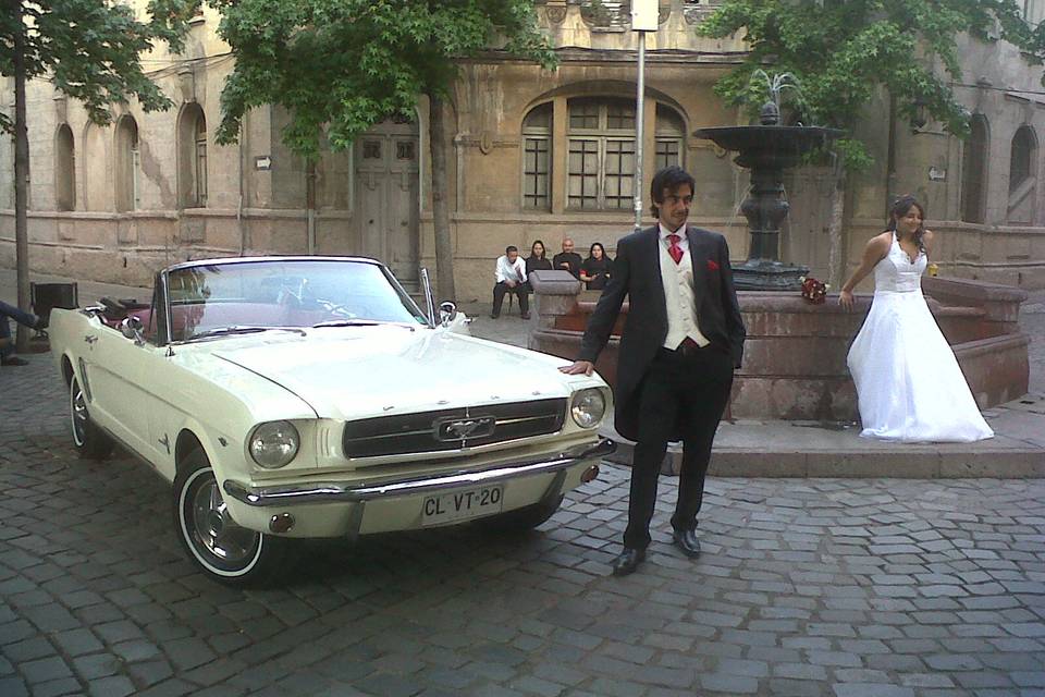 Mustang 1965 en concha y toro