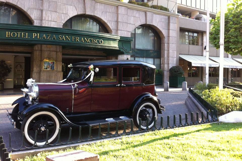 Ford a 1929 cerrada 4 puertas