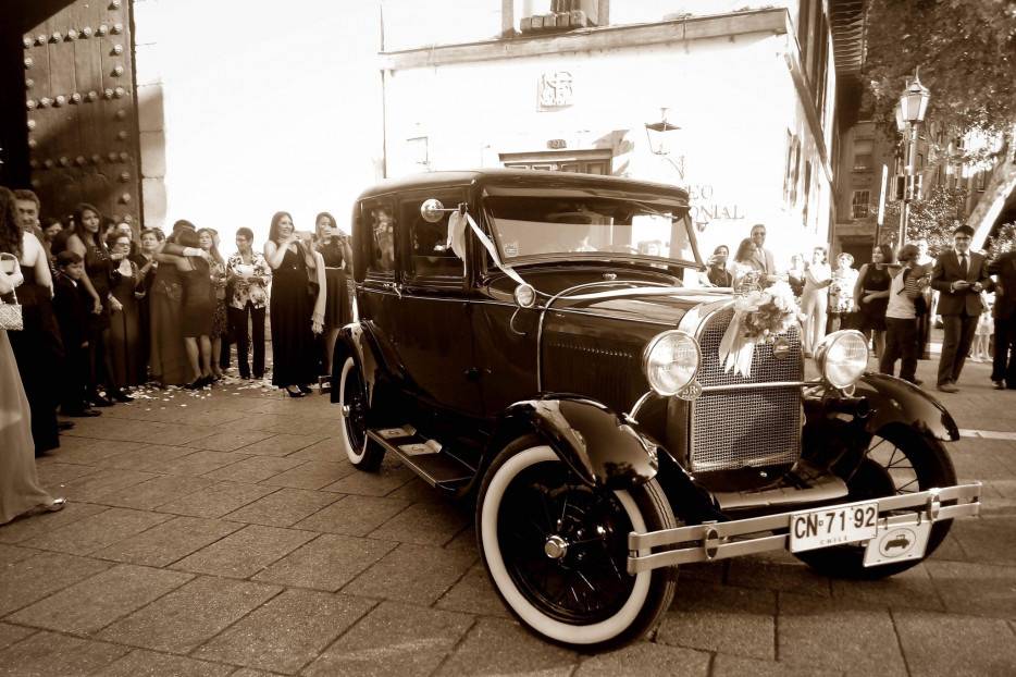 Ford a 1929 burdeo-negro