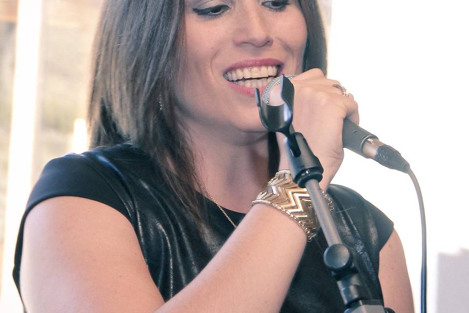 Paulina Collarte Cantante