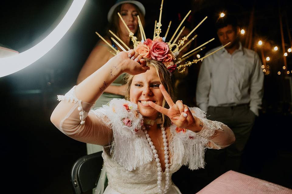 Luciendo su tatuaje