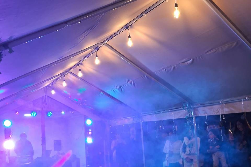 Fiesta Dj + iluminación
