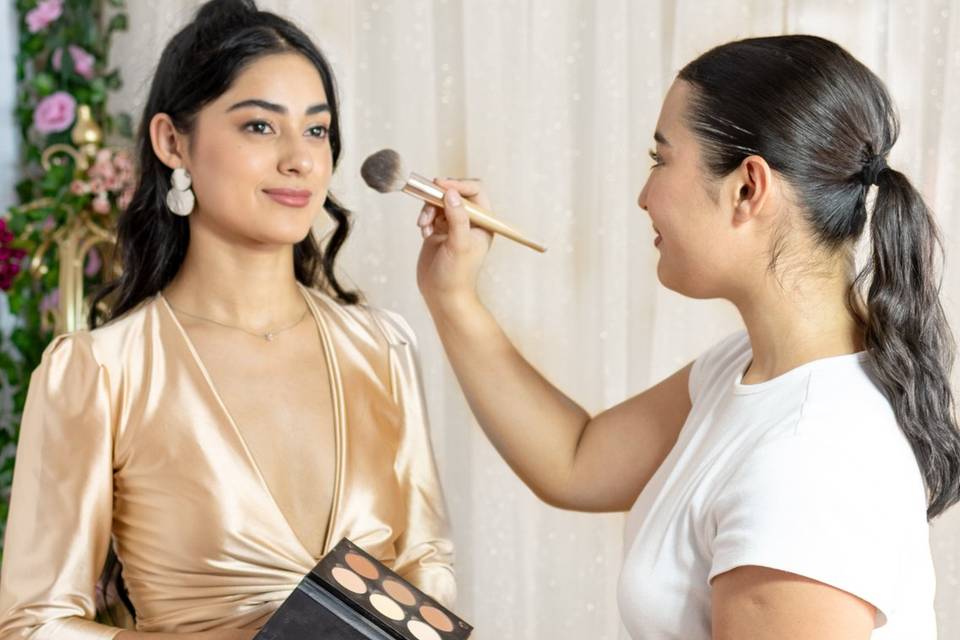 Makeup artist