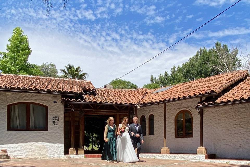 Blanca y radiante!!