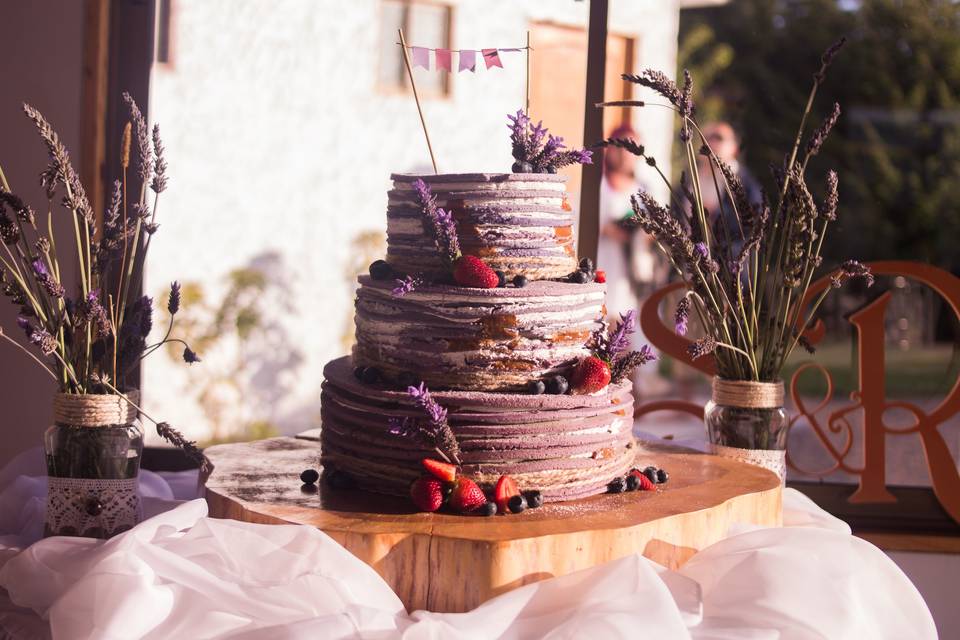 Detalles en torta de novios