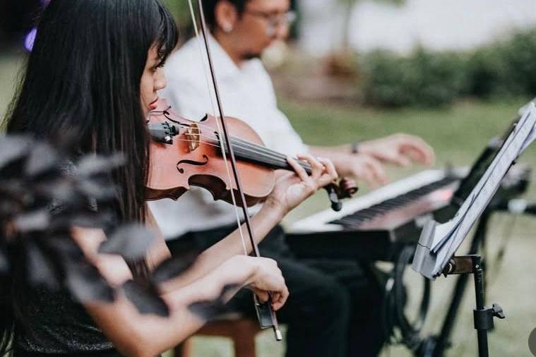 Dúo violín y piano.