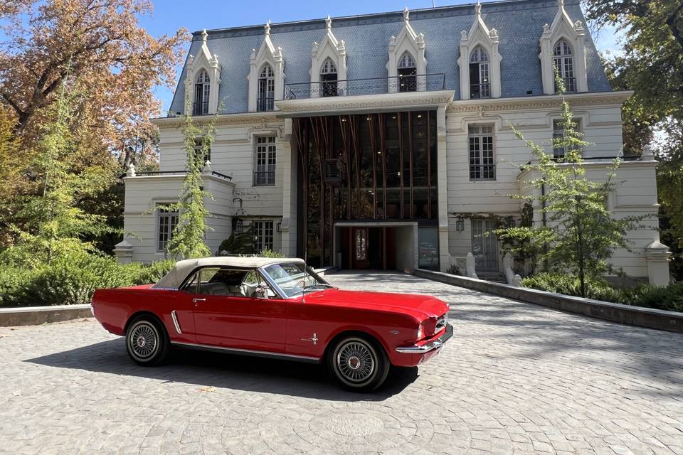 Mustang con capota
