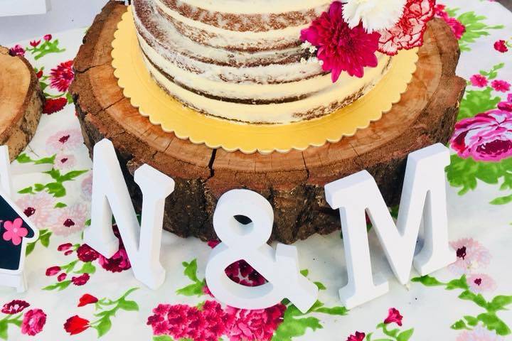 Nude cake y flores