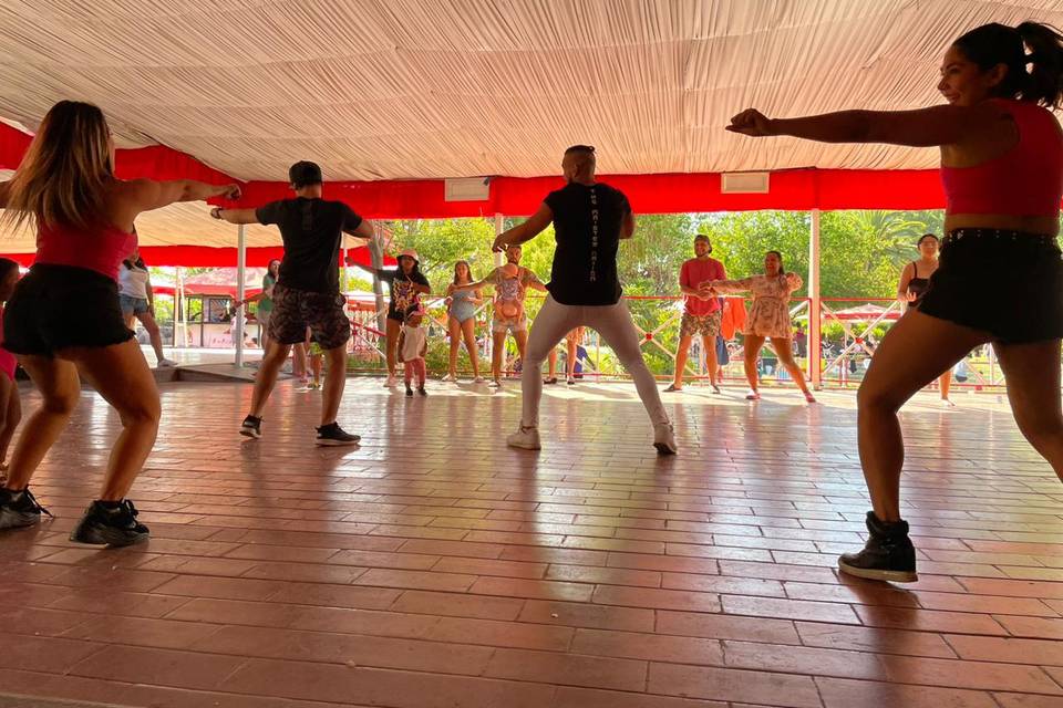 Baile entretenido