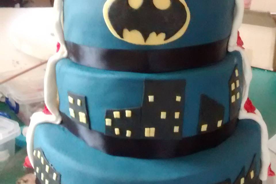 Torta mitad de Batman