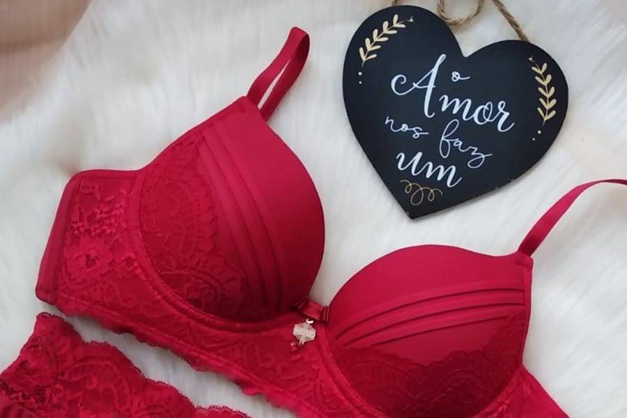 Lingerie roja