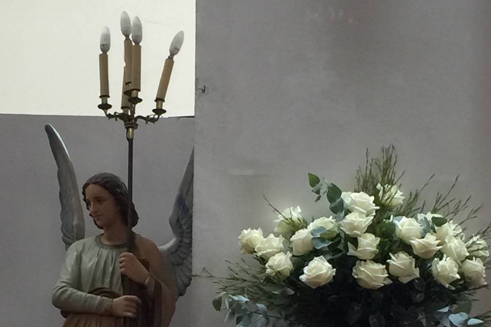 Cristo y Altar hortensias