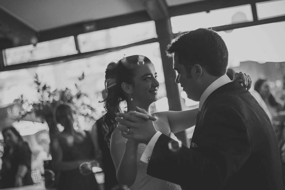 El primer baile de los novios