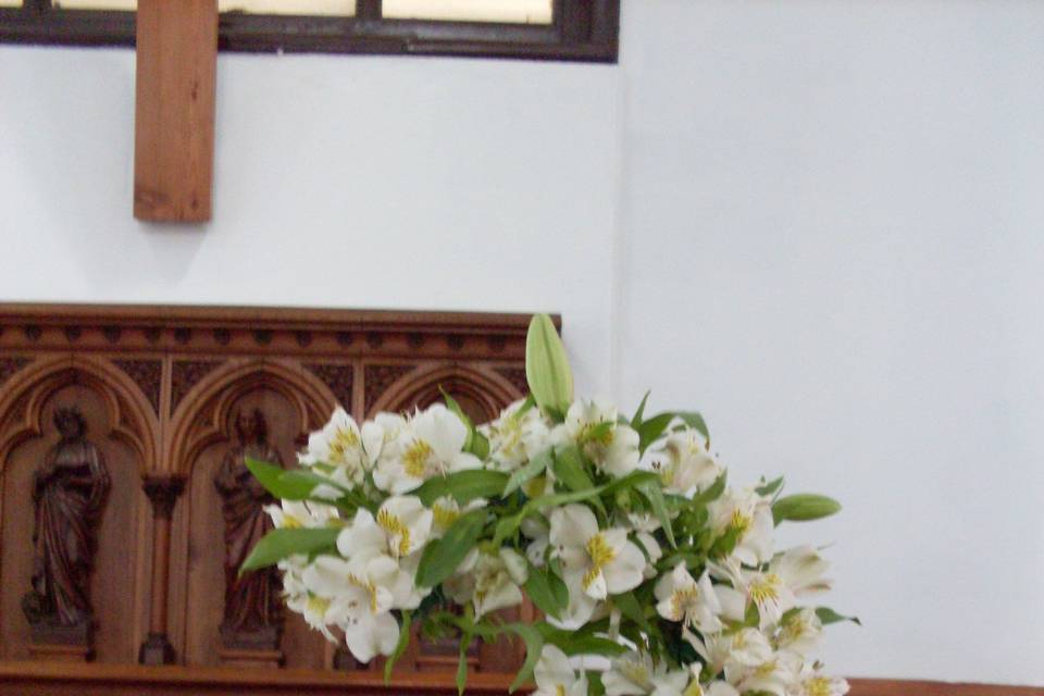 Arreglo altar (derecho)