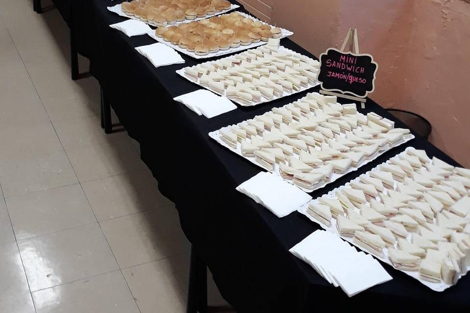 Catering 200 personas